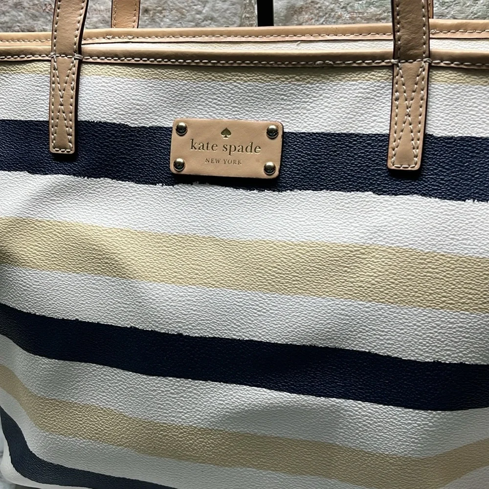 Kate Spade Bondi Road Striped Harmony Tote, Tan Cream & navy striped, Large VGUC - Picture 2 of 15